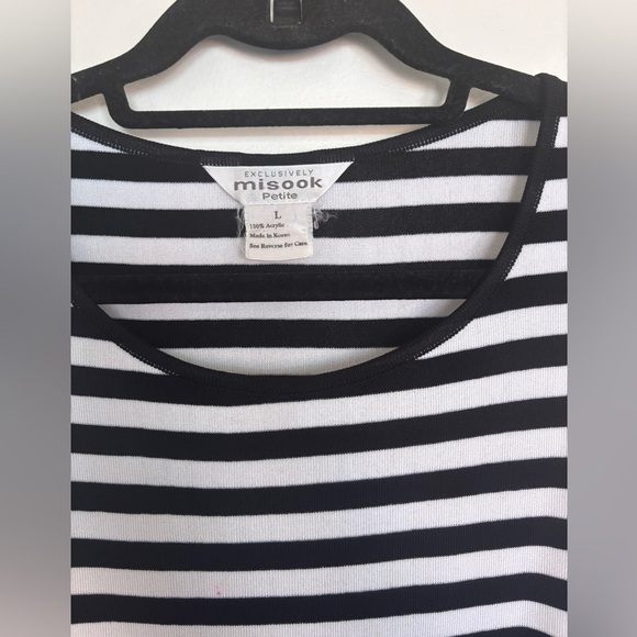 Exclusively Misook Petite Stripe Tank Sleeveless Women’s Size L - Picture 8 of 10